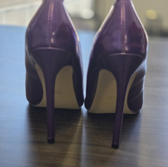 Elegant Purple Women's Heels - Picture 3 of 6